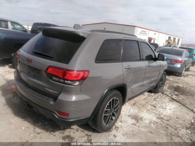 1C4RJFLG2KC674359 Jeep Grand Cherokee Trailhawk
