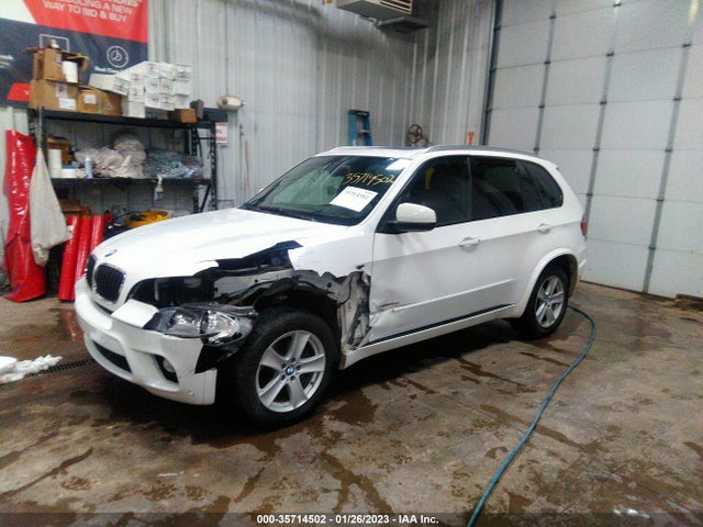 5UXZV4C57CL990525 BMW X5 35i