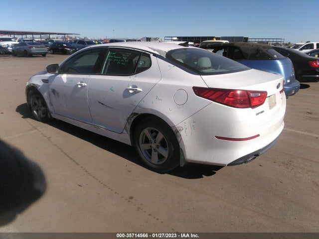 2015 Kia Optima, VIN: 5XXGM4A77FG352313