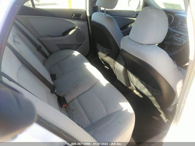 2015 Kia Optima, VIN: 5XXGM4A77FG352313