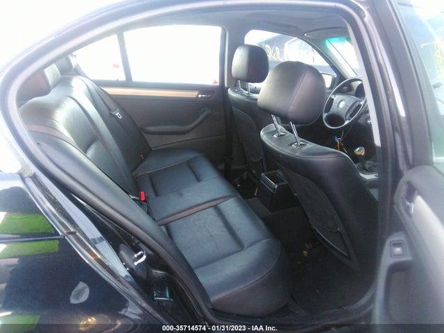 BMW 3 Series 330xi 2002 WBAEW53412PG08068 Image 9