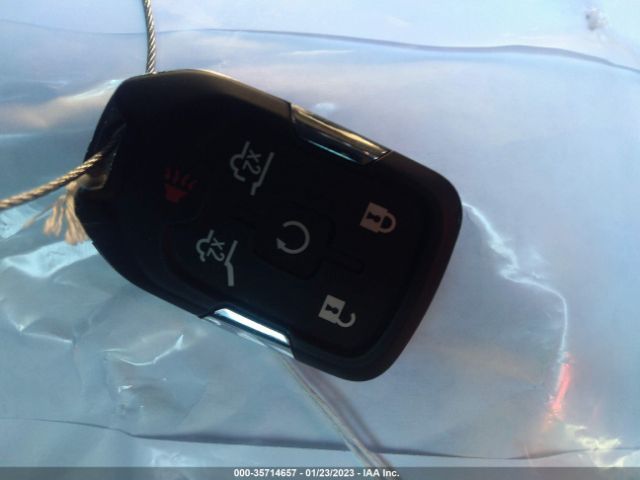 1GKS1GKC4JR157246 GMC Yukon Xl Slt