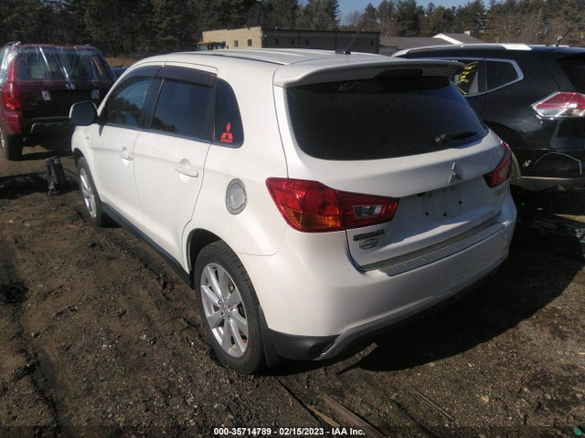 4A4AR4AUXEE025607 Mitsubishi Outlander Sport Se