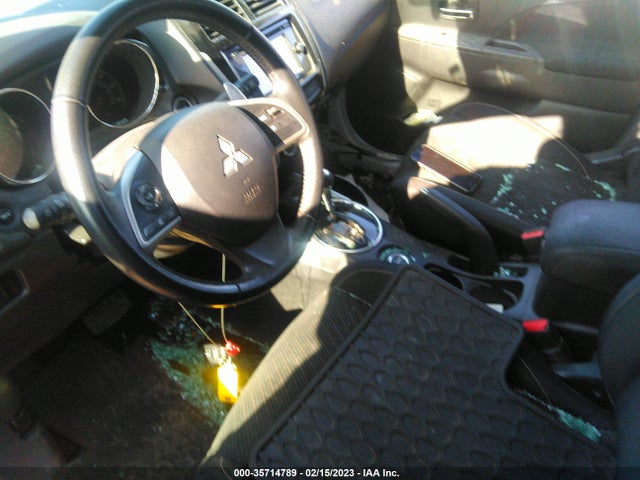 4A4AR4AUXEE025607 Mitsubishi Outlander Sport Se