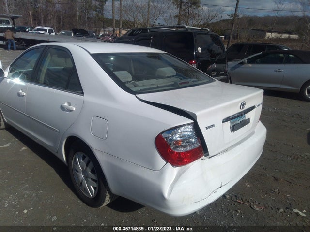 2002 TOYOTA CAMRY LE VIN: 4T1BE30K12U110575