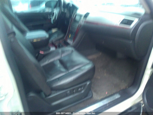 Cadillac Escalade 2010 1GYUCBEF0AR213250 Image 6