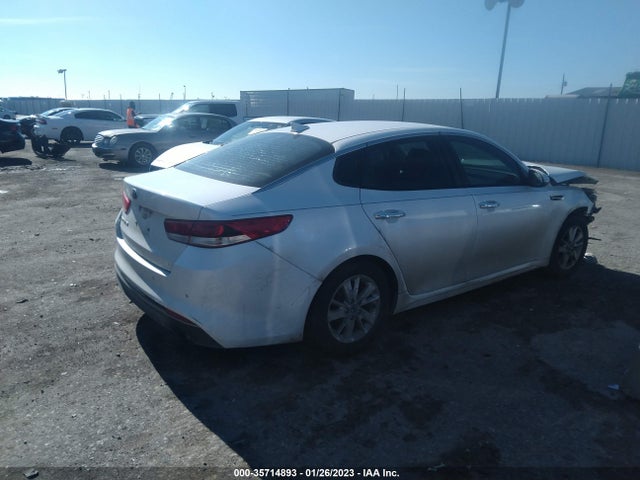 KIA Optima Lx 2018 KNAGT4L31J5206125 Image 4