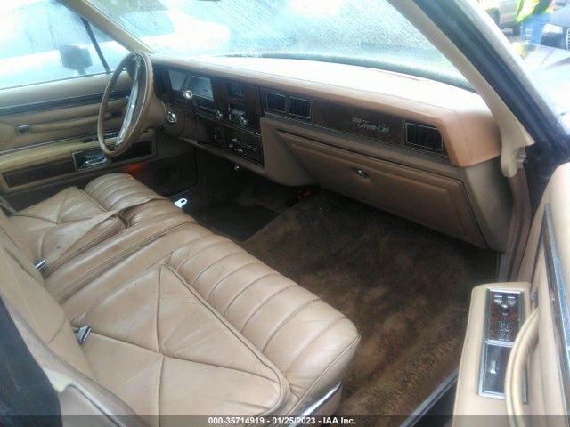 Lincoln Town Car 1979 9Y82S664220 Image 6