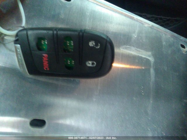 3C4PDCAB8JT446955 Dodge JOURNEY SE