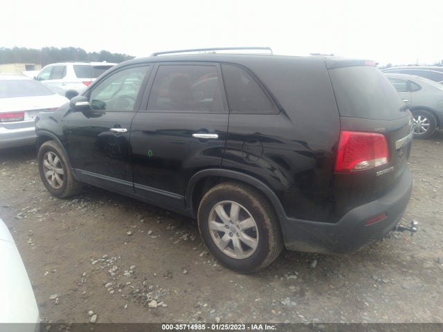 2013 KIA SORENTO LX VIN: 5XYKT3A64DG316540