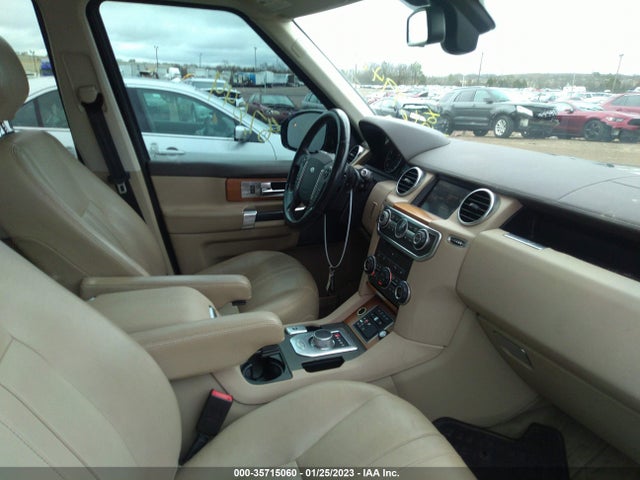 2016 Land Rover LR4, VIN: SALAG2V61GA805477