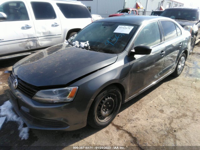 3VW2K7AJXEM309561 Volkswagen Jetta Sedan S