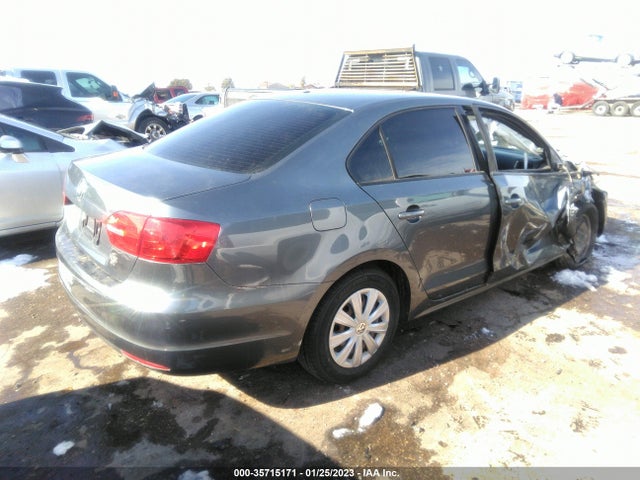 3VW2K7AJXEM309561 Volkswagen Jetta Sedan S