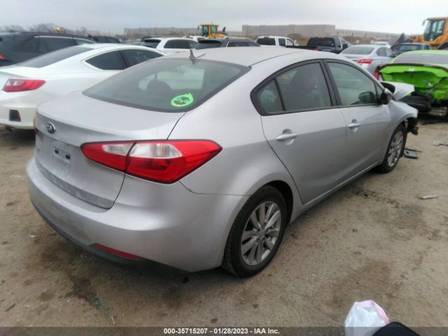 KNAFX4A61G5478261 KIA FORTE LX
