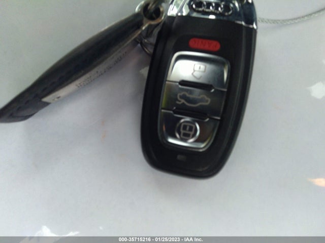 Audi Q5 2013 WA1LFAFP0DA055676 Image 3