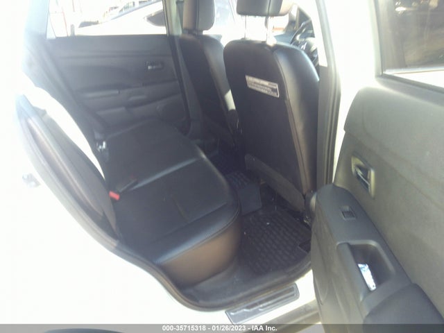 JA4AR4AW8HZ027968 Mitsubishi Outlander Sport 2.4