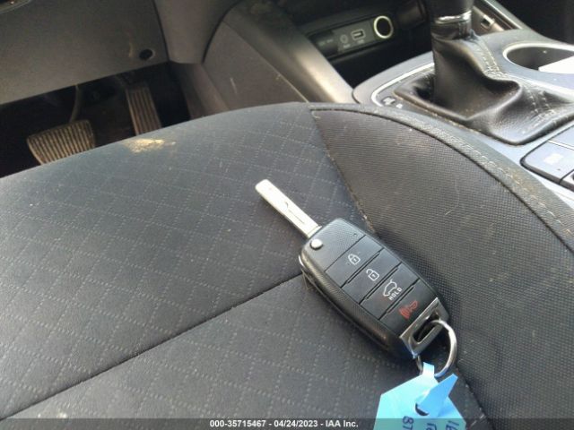 5XYPG4A36GG121498 KIA SORENTO LX