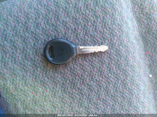 1999 PLYMOUTH VOYAGER GRAND SE VIN: 2P4GP44G0XR470484
