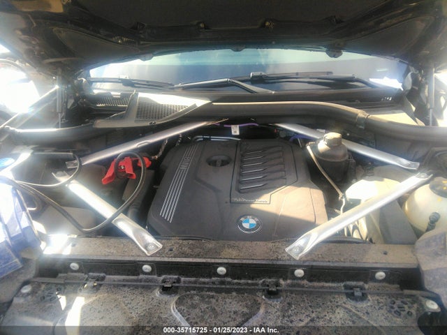 2021 BMW X7, VIN: 5UXCW2C02M9H08904