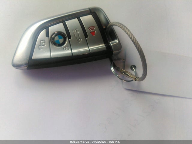 2021 BMW X7, VIN: 5UXCW2C02M9H08904