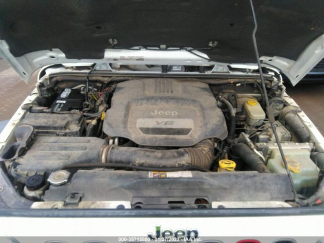 1C4BJWCG8EL327995 Jeep Wrangler Rubicon
