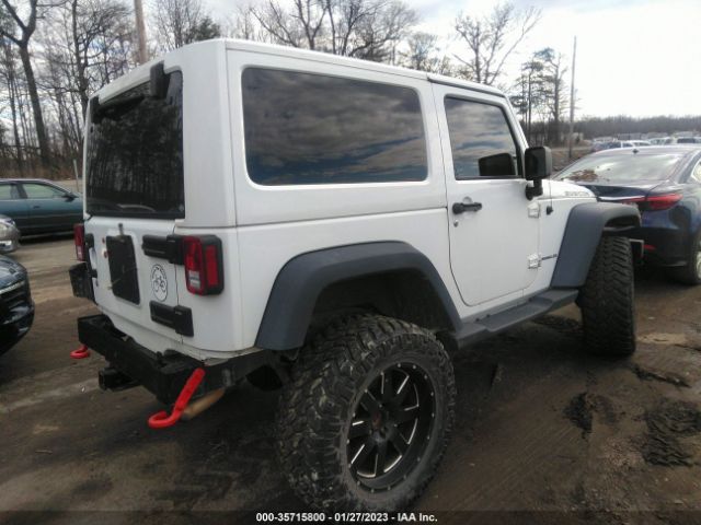 1C4BJWCG8EL327995 Jeep Wrangler Rubicon