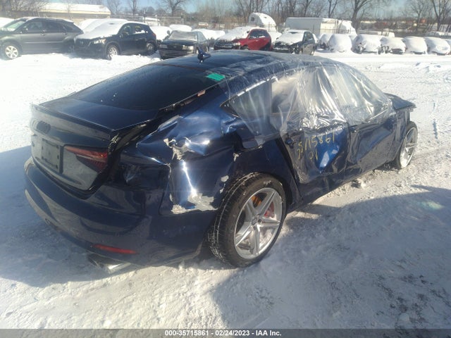 WAUC4DF57JA057932 Audi S5 Sportback Prestige