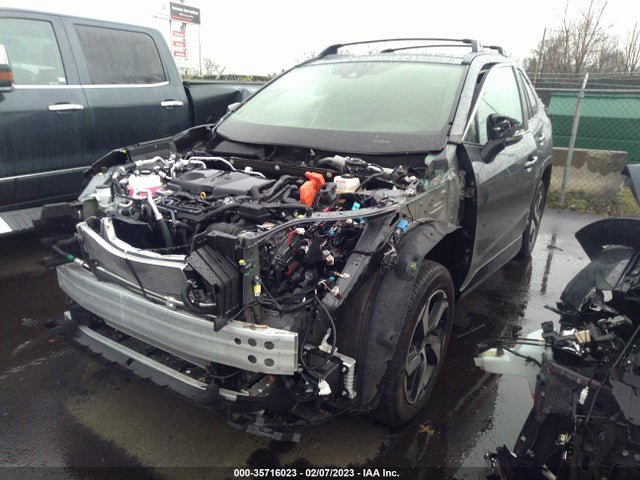 2022 Toyota RAV4, VIN: JTMAB3FV2ND102192