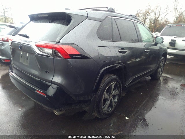 2022 Toyota RAV4, VIN: JTMAB3FV2ND102192