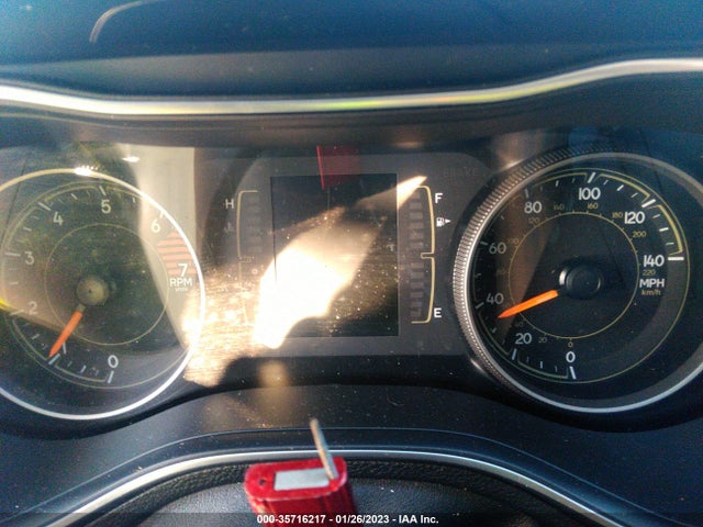2021 Jeep Cherokee, VIN: 1C4PJLLB4MD165042