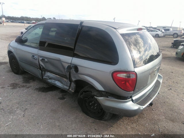 Chrysler Town & Country 2004 1C4GP45R04B577159 Image 4