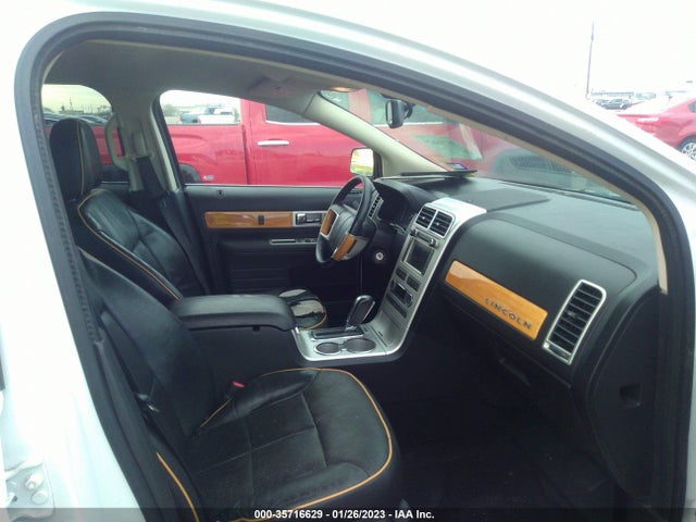 Lincoln MKX 2010 2LMDJ6JC0ABJ22240 Image 6