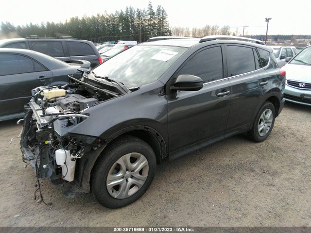Toyota RAV4 LE 2015 JTMBFREV1FJ021149 Image 2