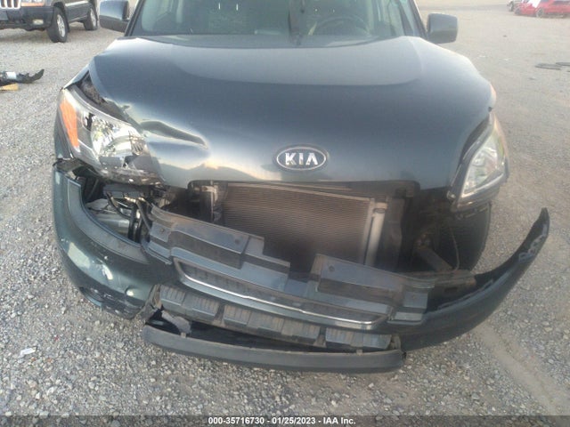 2011 KIA SOUL VIN: KNDJT2A27B7323558