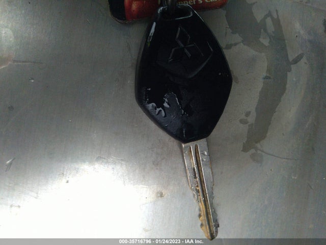 JA32U2FUXFU020811 Mitsubishi LANCER ES