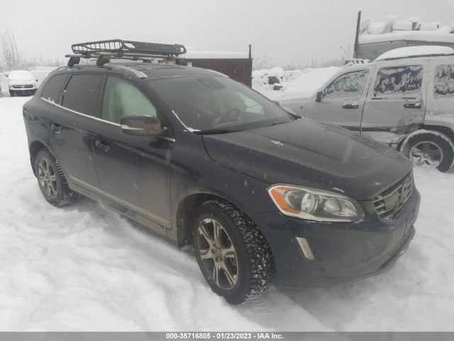 2015 Volvo XC60, VIN: YV4902RD4F2596068
