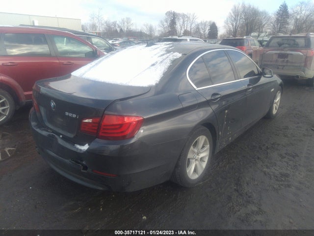 2011 BMW 5 SERIES 528I VIN: WBAFR1C53BC747510