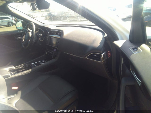 2018 Jaguar F-PACE, VIN: SADCJ2FX9JA283900