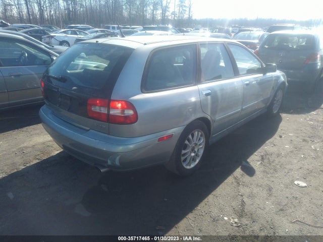 2003 VOLVO V40 A SR W/PREMIUM PACKAGE (FLEET) VIN: YV1VW27593F972676