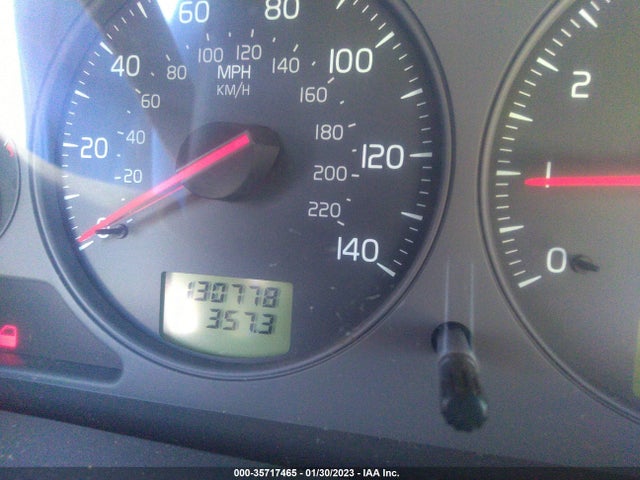 2003 VOLVO V40 A SR W/PREMIUM PACKAGE (FLEET) VIN: YV1VW27593F972676