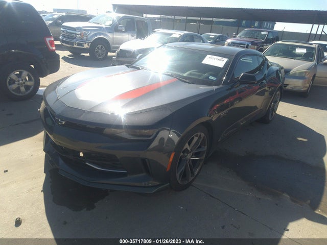 Chevrolet Camaro 2017 1G1FD1RS1H0129863 Image 2