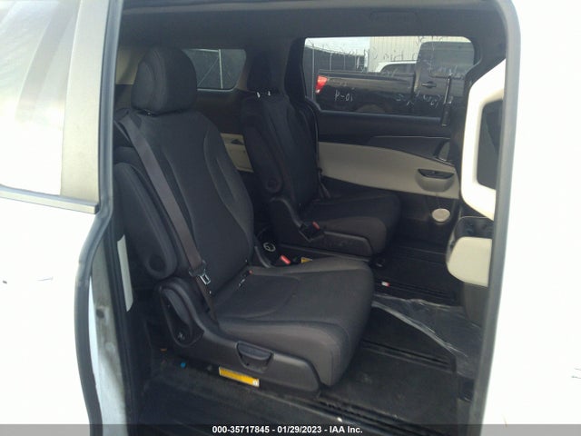 2022 Kia Carnival, VIN: KNDNB4H39N6082711