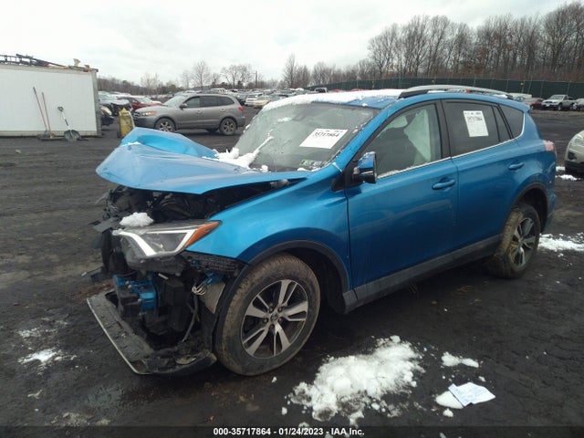 2017 TOYOTA RAV4 XLE VIN: 2T3RFREV8HW693714