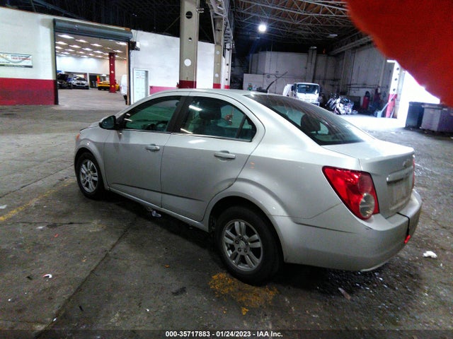 Chevrolet SONIC LT 2014 1G1JC5SH5E4222179 Image 3