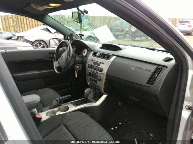2010 FORD FOCUS SE VIN: 1FAHP3FN9AW267273