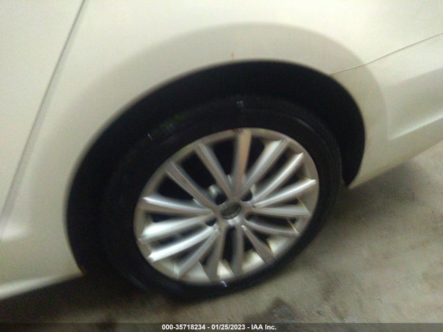 3VWLP7AJ2DM395646 Volkswagen Jetta Sedan Sel W/nav