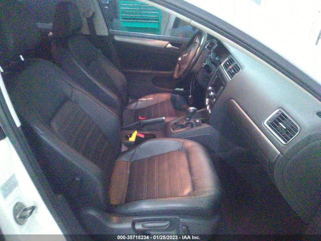 3VWLP7AJ2DM395646 Volkswagen Jetta Sedan Sel W/nav