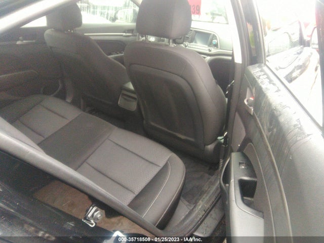 2018 HYUNDAI ELANTRA SEL VIN: 5NPD84LF3JH377797