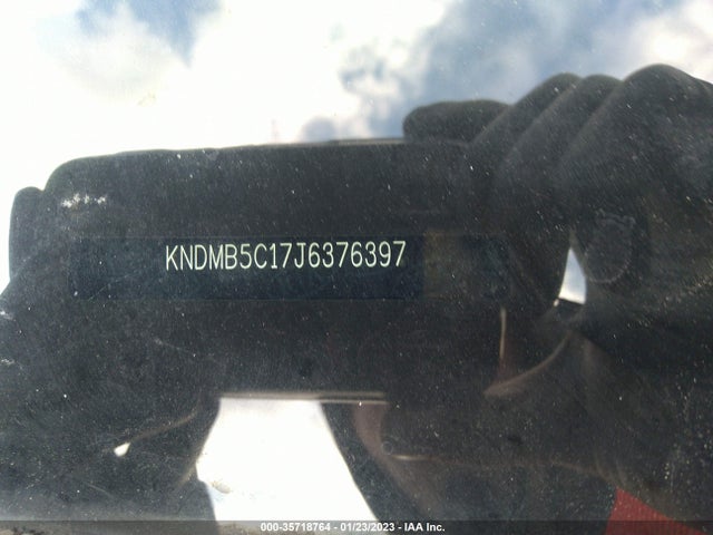 2018 Kia Sedona, VIN: KNDMB5C17J6376397