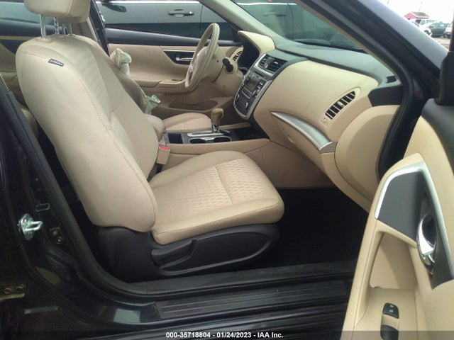 2017 Nissan Altima, VIN: 1N4AL3APXHN314610